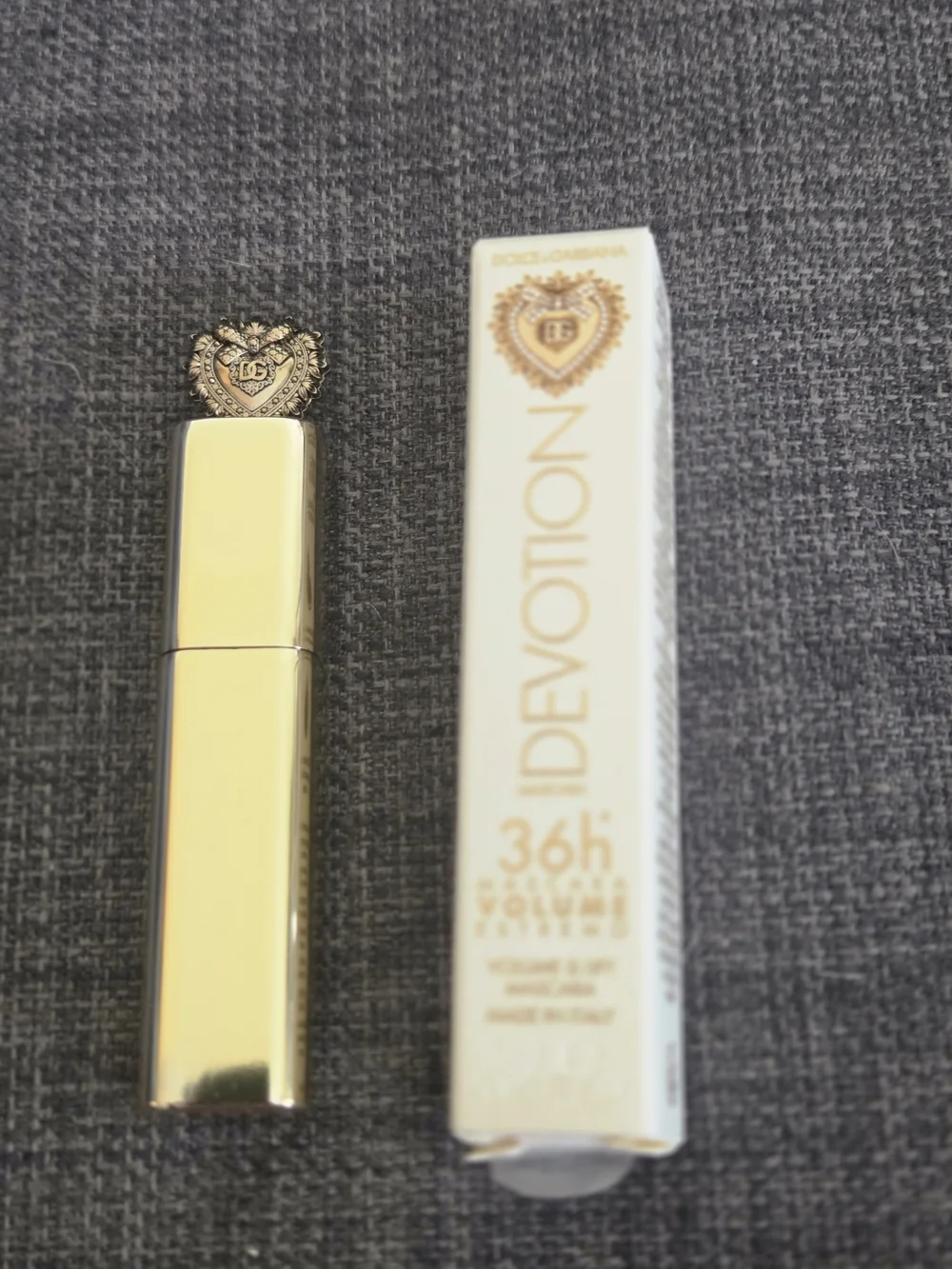Dolce & Gabbana Metallic Gold 36 Hour Volume And Lift Extremo Mascara